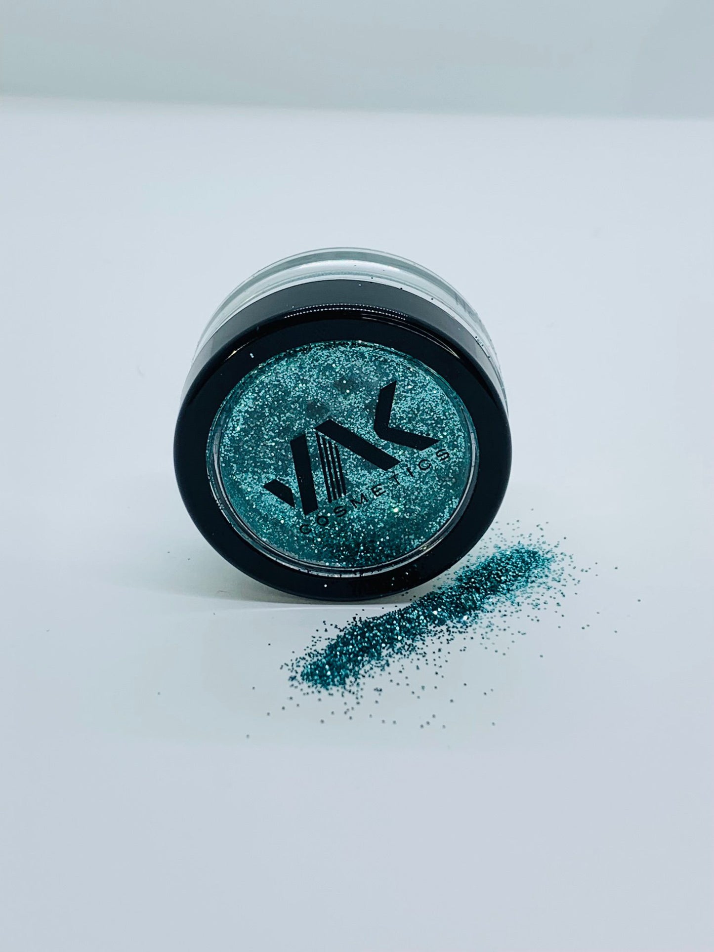 131 TURQUOISE BRIGHT