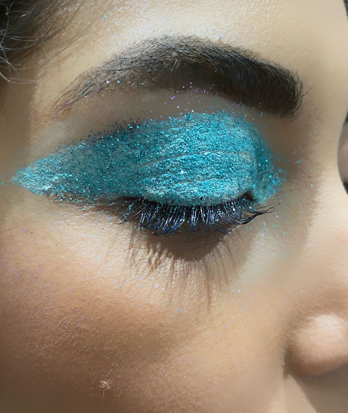 131 TURQUOISE BRIGHT